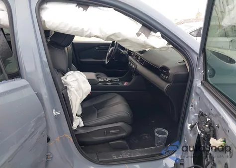 2024 Honda Pilot Touring z USA, uszkodzony, nr VIN 5FNYG2H75RB007617